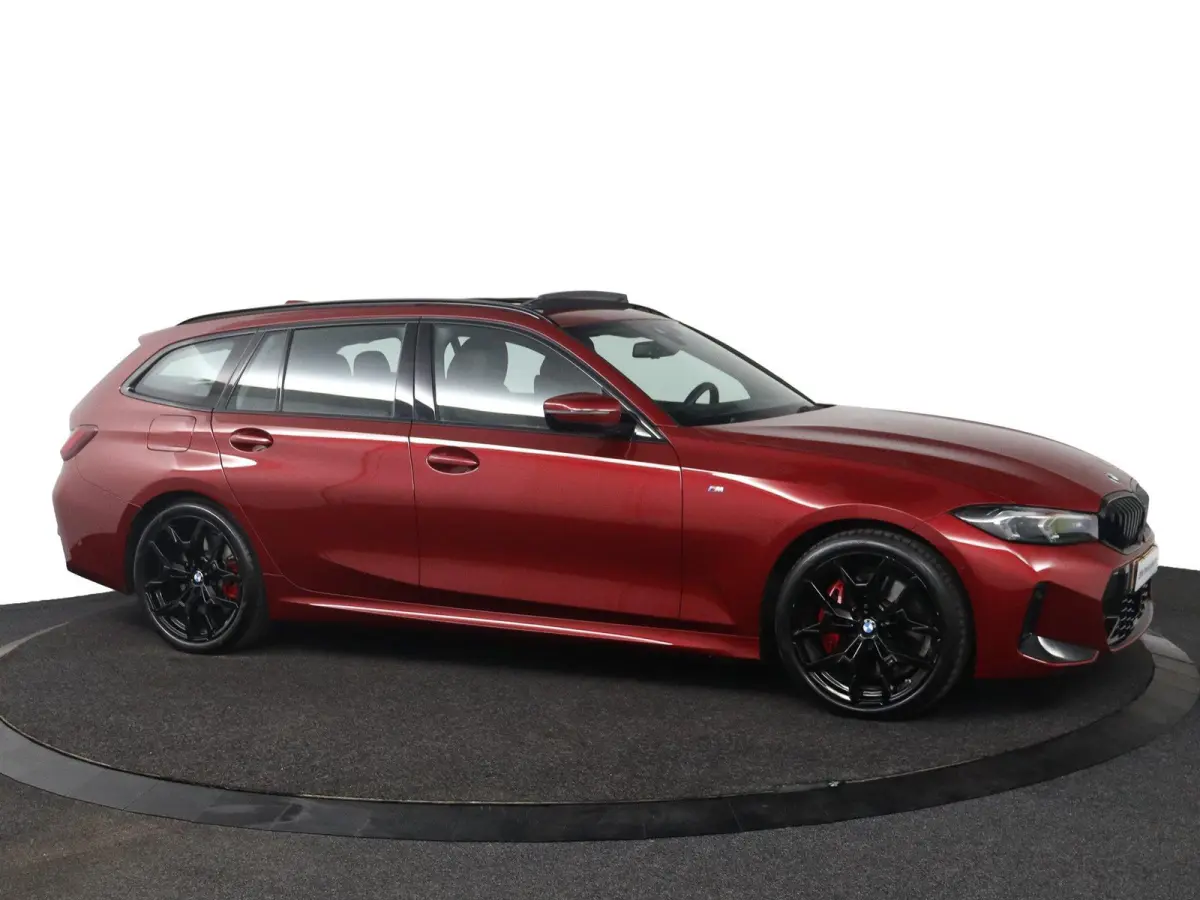 318i | M Sport Pro | Panoramadak | Trekhaak 19" | Stoelverwarming