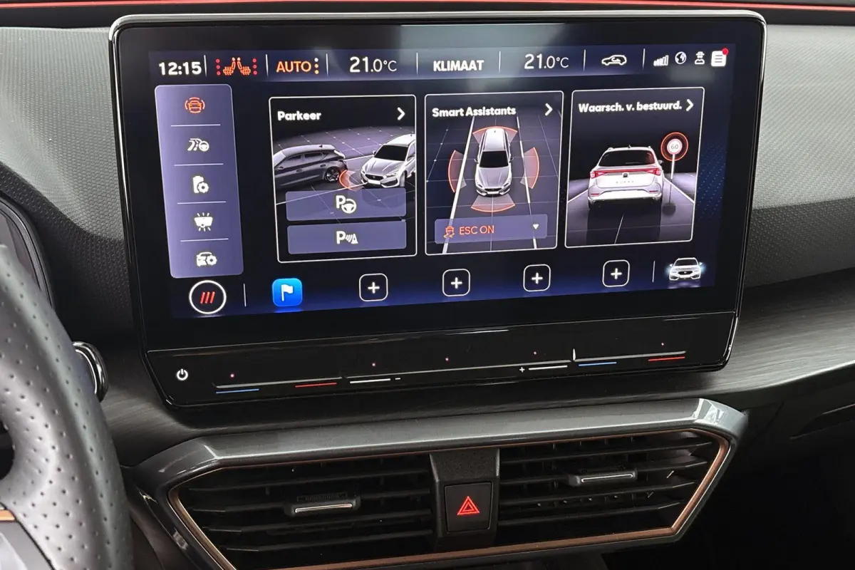 1.4 e-Hybrid Achteruitrijcamera 18" Stoelverwarming Carplay