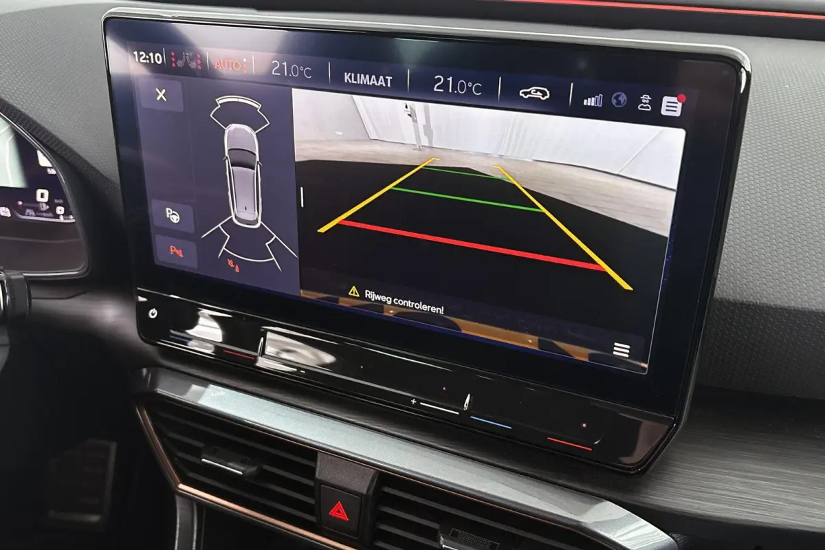 1.4 e-Hybrid Achteruitrijcamera 18" Stoelverwarming Carplay