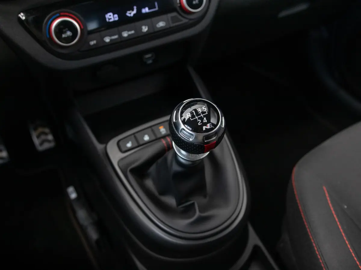 1.0 T-GDI N Line 5-zits l Navigatie l Carplay l Camera l Stoel Stuurverwarming
