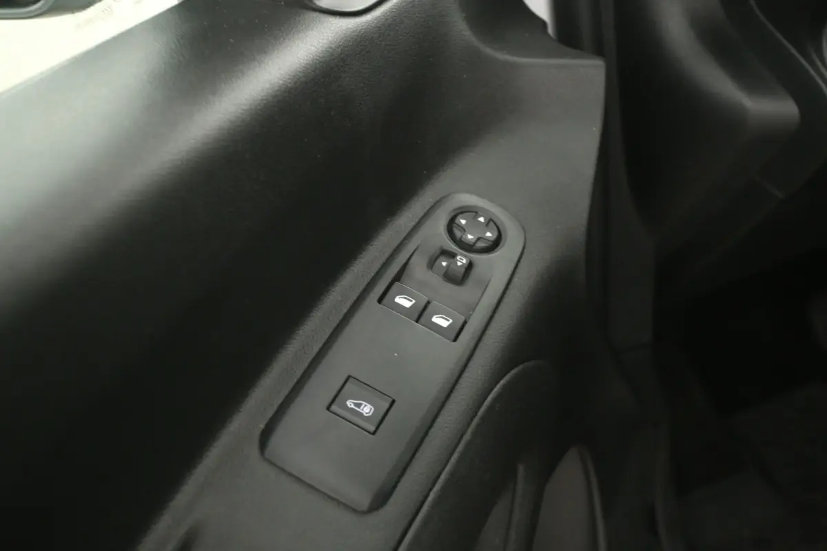 50 kWh 136PK | Snelladen | SOH 98% | 3 Zits | Airco | Camera | Carplay | Cruise | Navi | Parkeersens.