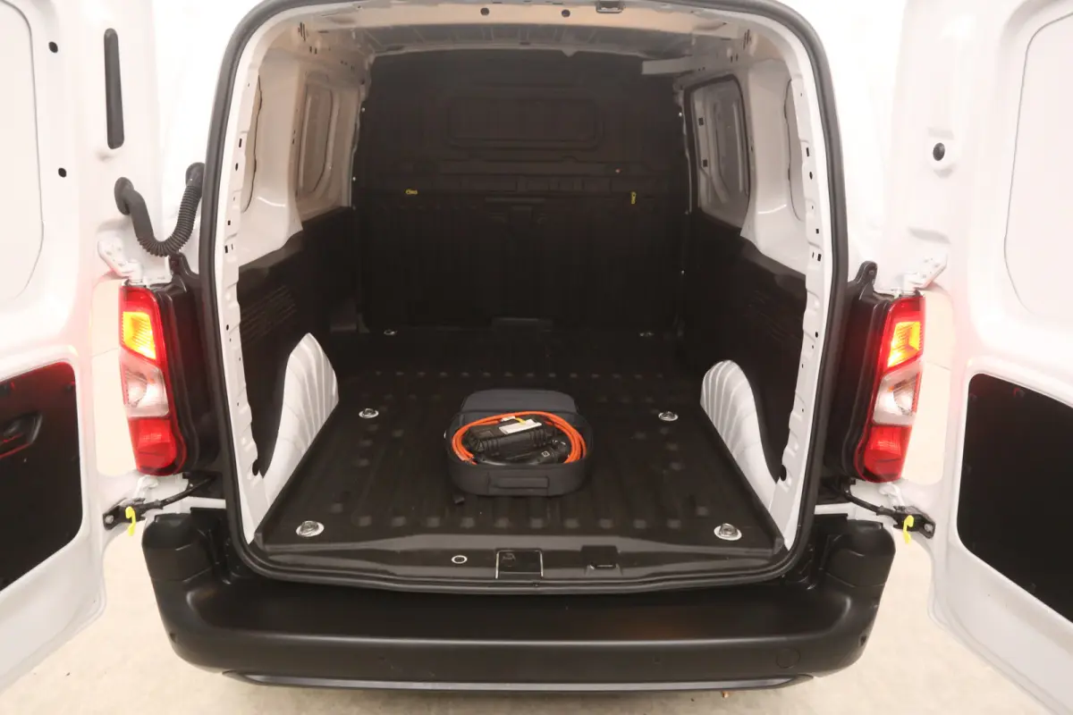 50 kWh 136PK | Snelladen | SOH 98% | 3 Zits | Airco | Camera | Carplay | Cruise | Navi | Parkeersens.