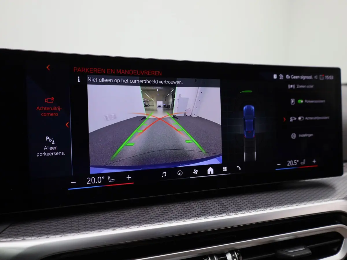 eDrive35 M-Sport 70 kWh | Panoramadak | Oyster Leder | Stoelverwarming | Apple Carplay / Android Auto | Climate Control | Adaptive Cruise Control | Camera | Virtual Cockpit | Lichtmetalen M-