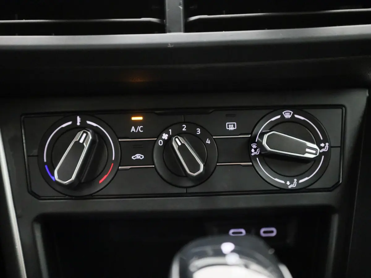 1.0 TSI Life | Automaat | Navigatie | Cruise control Adaptive | Apple Carplay / Android Auto | DAB | Virtual cockpit | Airco |