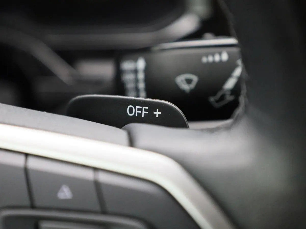 1.0 TSI Life | Automaat | Navigatie | Cruise control Adaptive | Apple Carplay / Android Auto | DAB | Virtual cockpit | Airco |