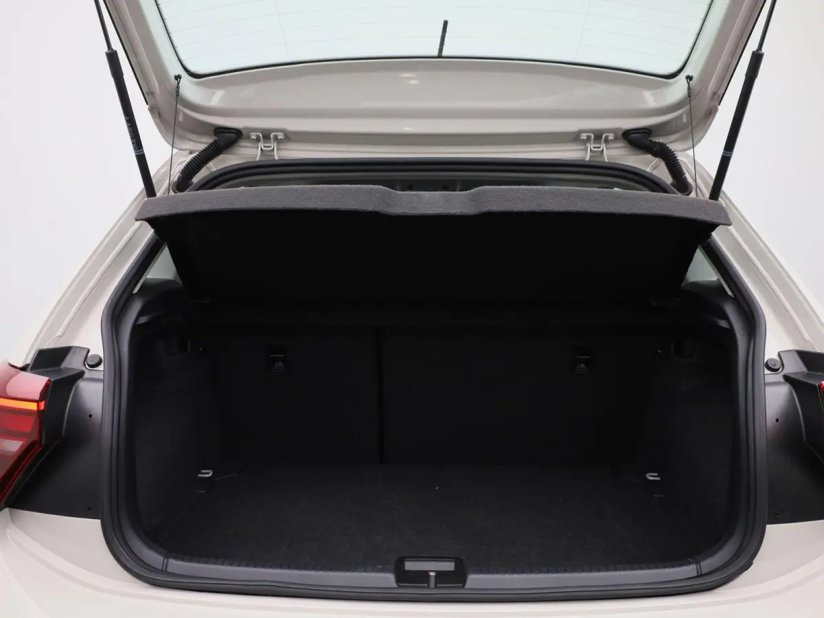 1.0 TSI Life | Automaat | Navigatie | Cruise control Adaptive | Apple Carplay / Android Auto | DAB | Virtual cockpit | Airco |