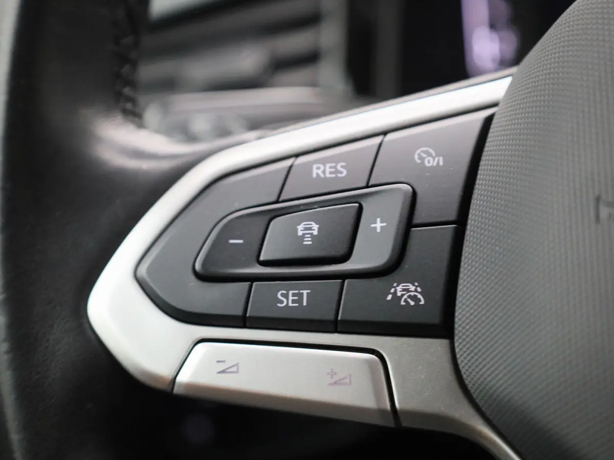 1.0 TSI Life | Automaat | Navigatie | Cruise control Adaptive | Apple Carplay / Android Auto | DAB | Virtual cockpit | Airco |