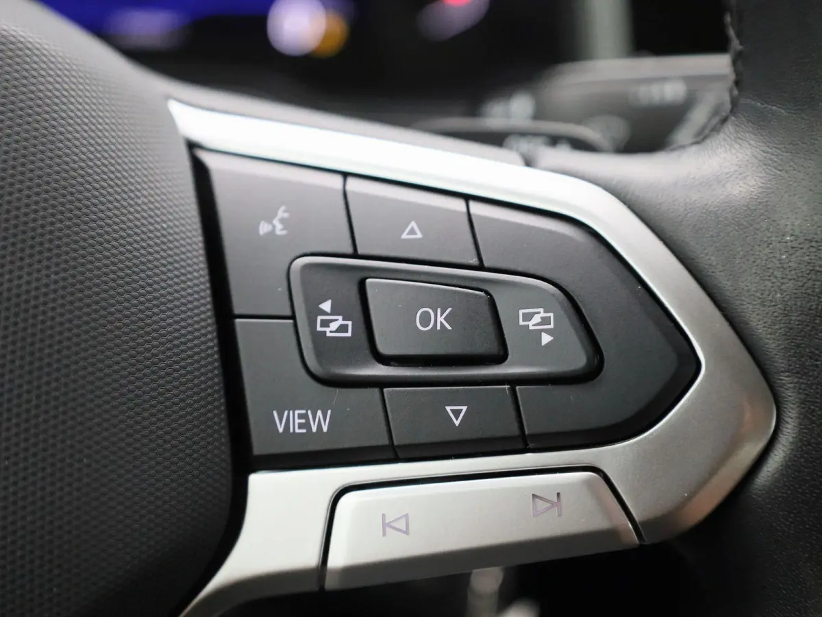 1.0 TSI Life | Automaat | Navigatie | Cruise control Adaptive | Apple Carplay / Android Auto | DAB | Virtual cockpit | Airco |