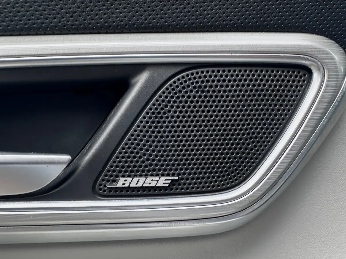 Exclusive 70 kWh SOH 94.22% PANO BOSE TREKHAAK LEER CAMERA DEALER OND EERSTE EIG