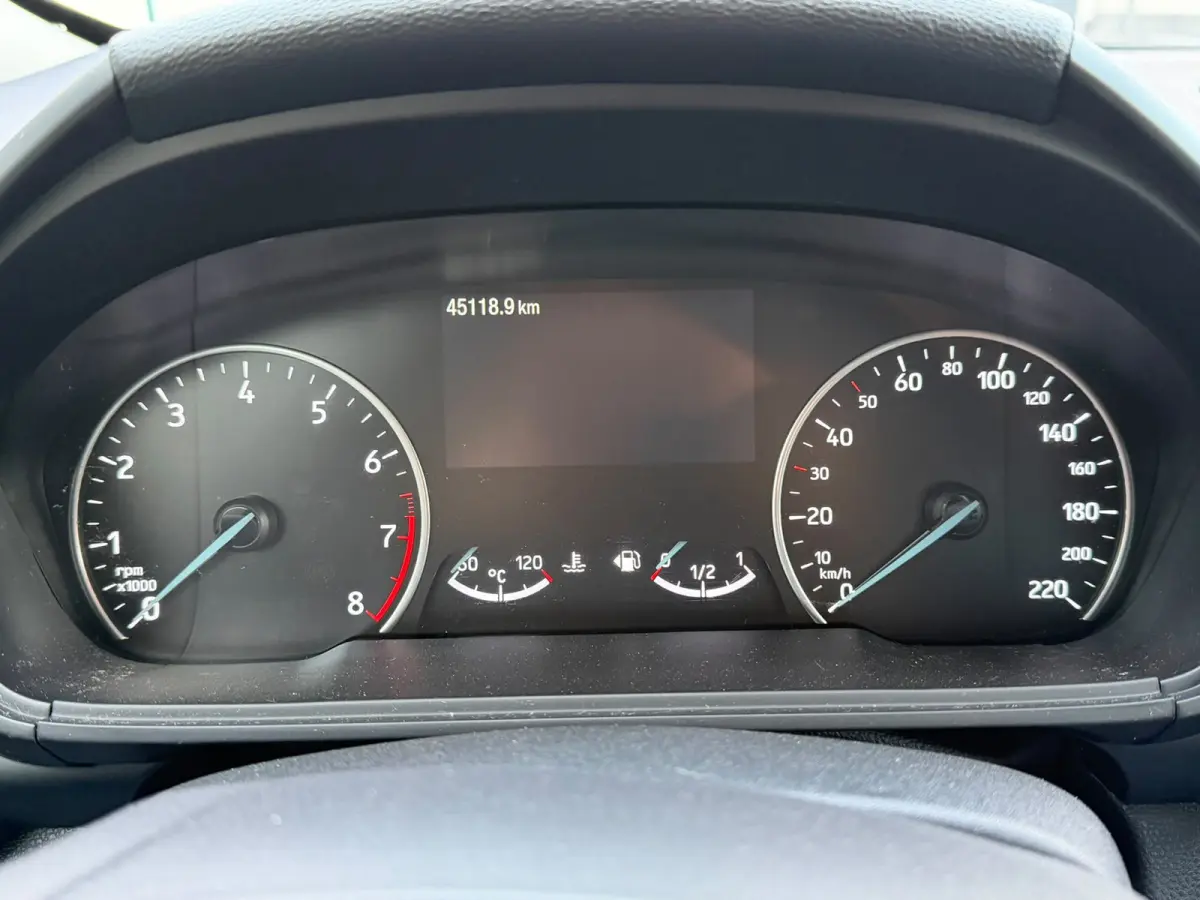 1.0 EcoBoost ST-Line,Vewarmde Stoelen+stuur,Apple Carplay,Navigatie,Camera, Cruise Control
