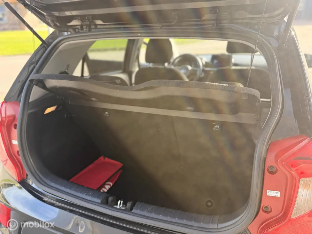 1.0 DPi DynamicPlusLine | Camera | Keyless | Clima | 71.648km | Zwart | Incl. BTW