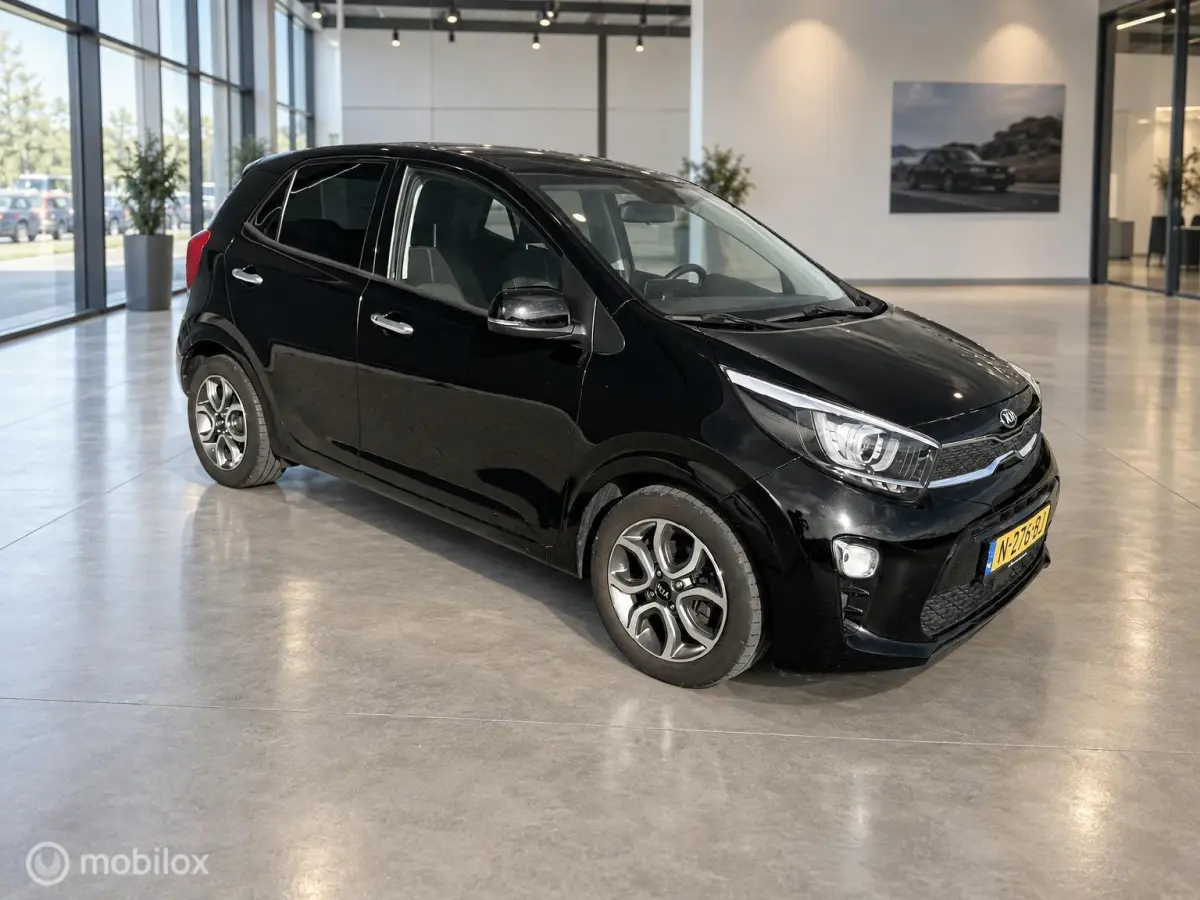 1.0 DPi DynamicPlusLine | Camera | Keyless | Clima | 71.648km | Zwart | Incl. BTW