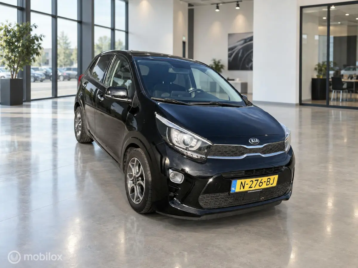1.0 DPi DynamicPlusLine | Camera | Keyless | Clima | 71.648km | Zwart | Incl. BTW