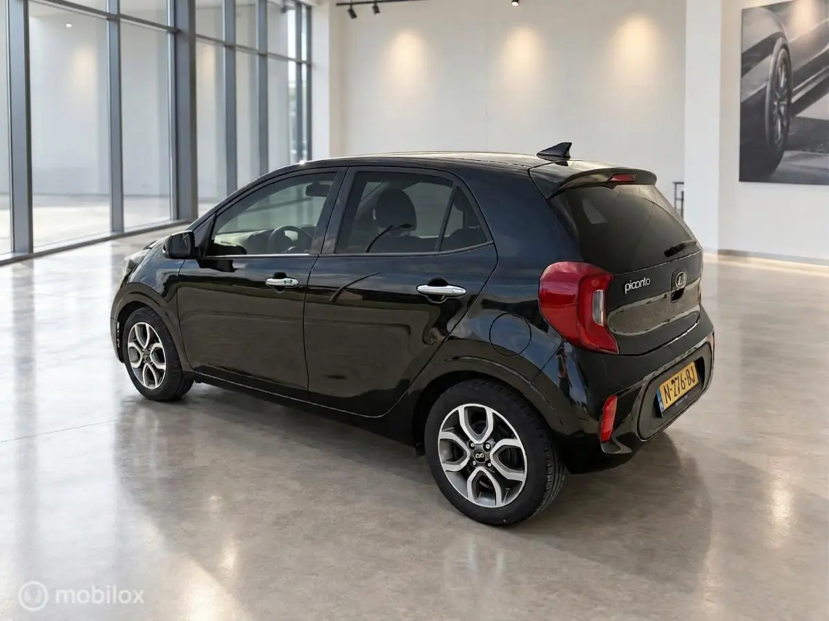 1.0 DPi DynamicPlusLine | Camera | Keyless | Clima | 71.648km | Zwart | Incl. BTW