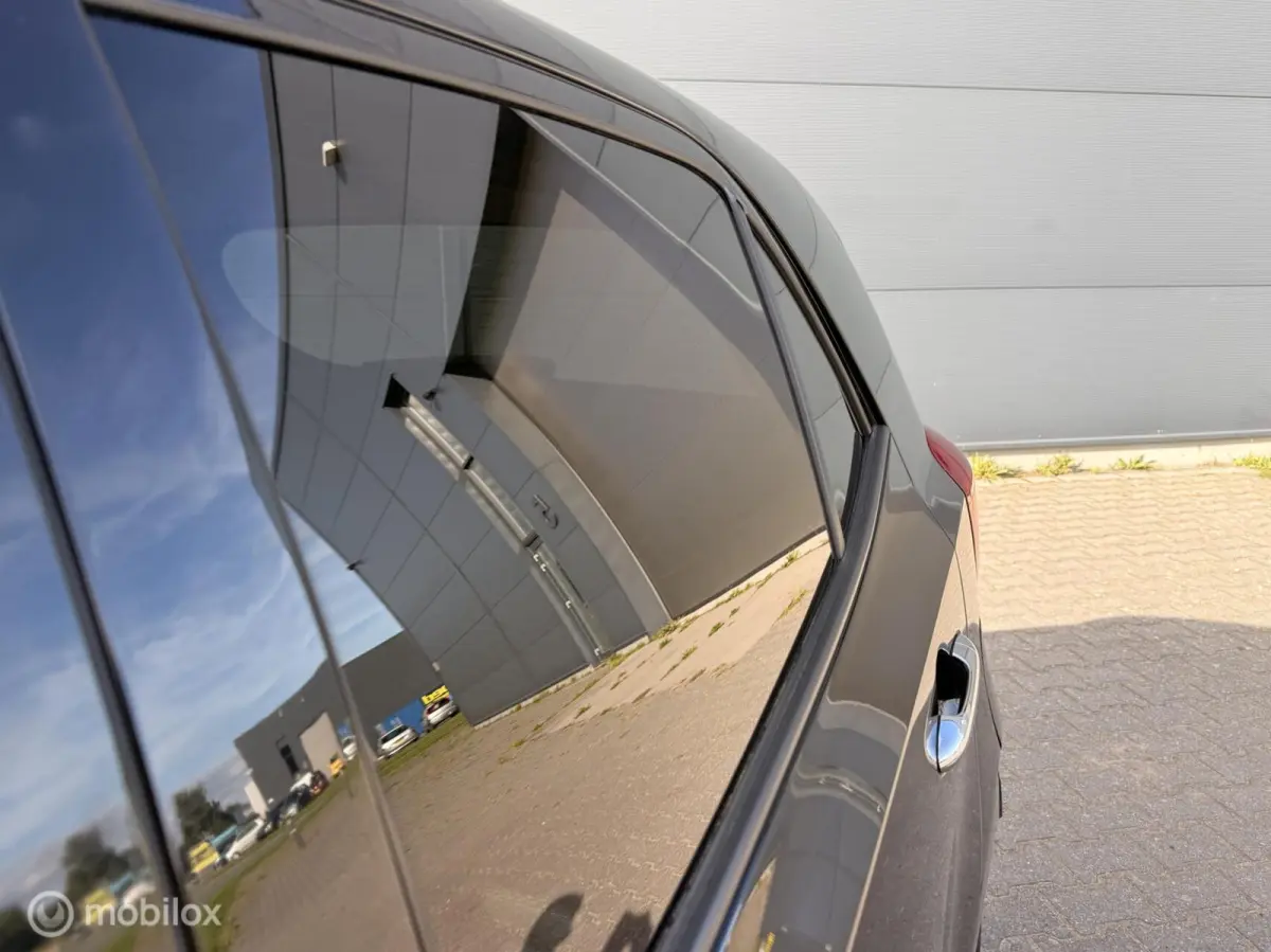 1.0 DPi DynamicPlusLine | Camera | Keyless | Clima | 71.648km | Zwart | Incl. BTW