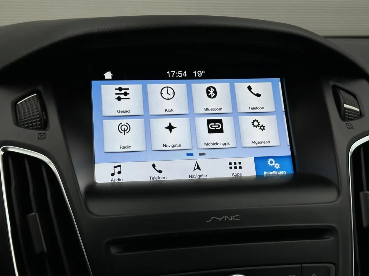 1.5/150pk Titanium|NAP|Trekh|PDC|Cruise|Climate|LED|Apple Carplay|Navi|Isofix|17" LMV
