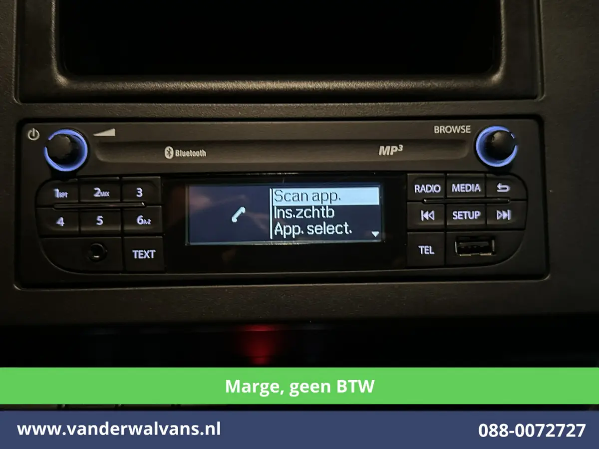 2.3 dCi 150pk **MARGE, geen BTW** L2H2 Paardenwagen Euro6 Airco | Camera | Cruisecontrol | Trekhaak Bijrijdersbank