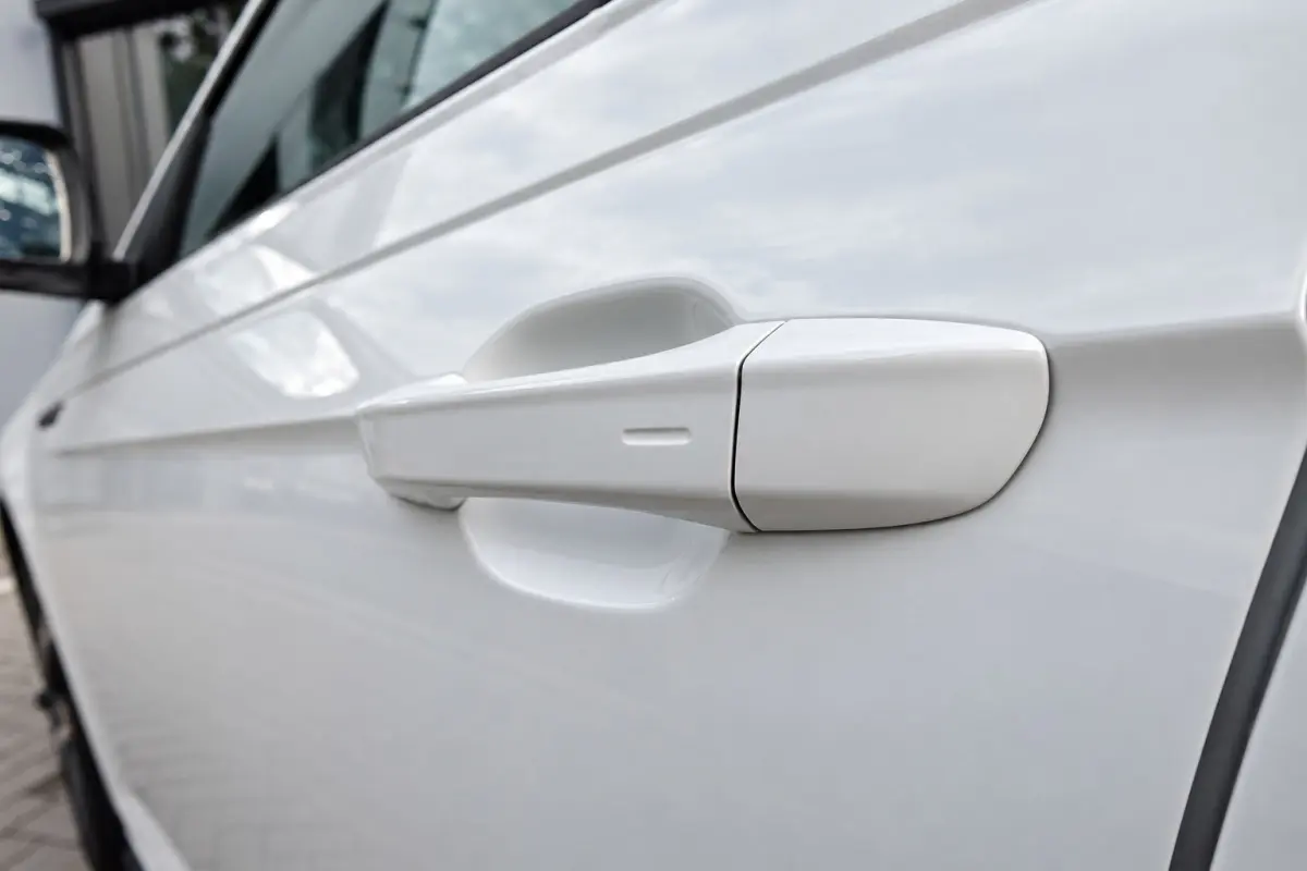 1.0 TSI R-Line KEYLESS IQ.LIGHT PANO VOL