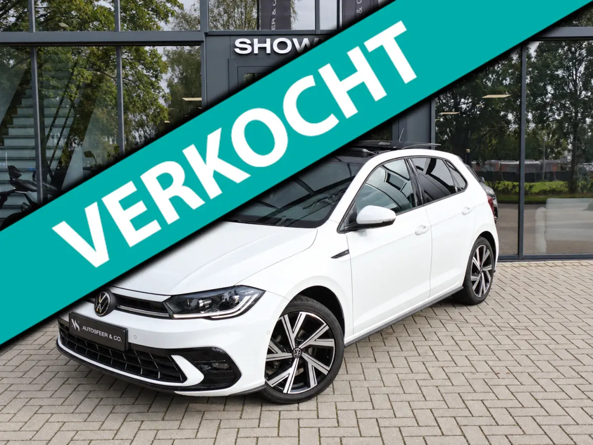 1.0 TSI R-Line KEYLESS IQ.LIGHT PANO VOL