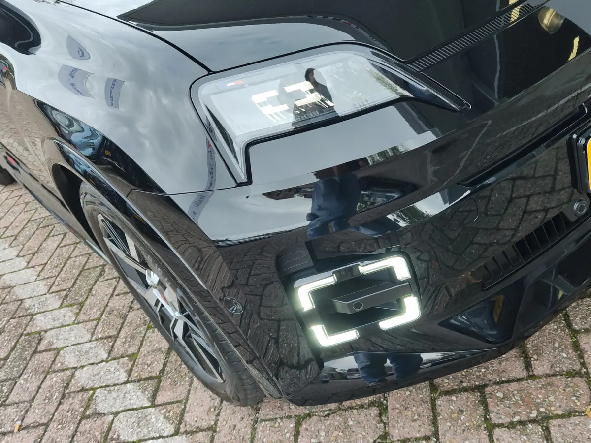COMFORT RANGE ICONIC CINQ 52 kWh SoH 99,5% | Adaptive Cruise | Warmtepomp | Stuurverwarming