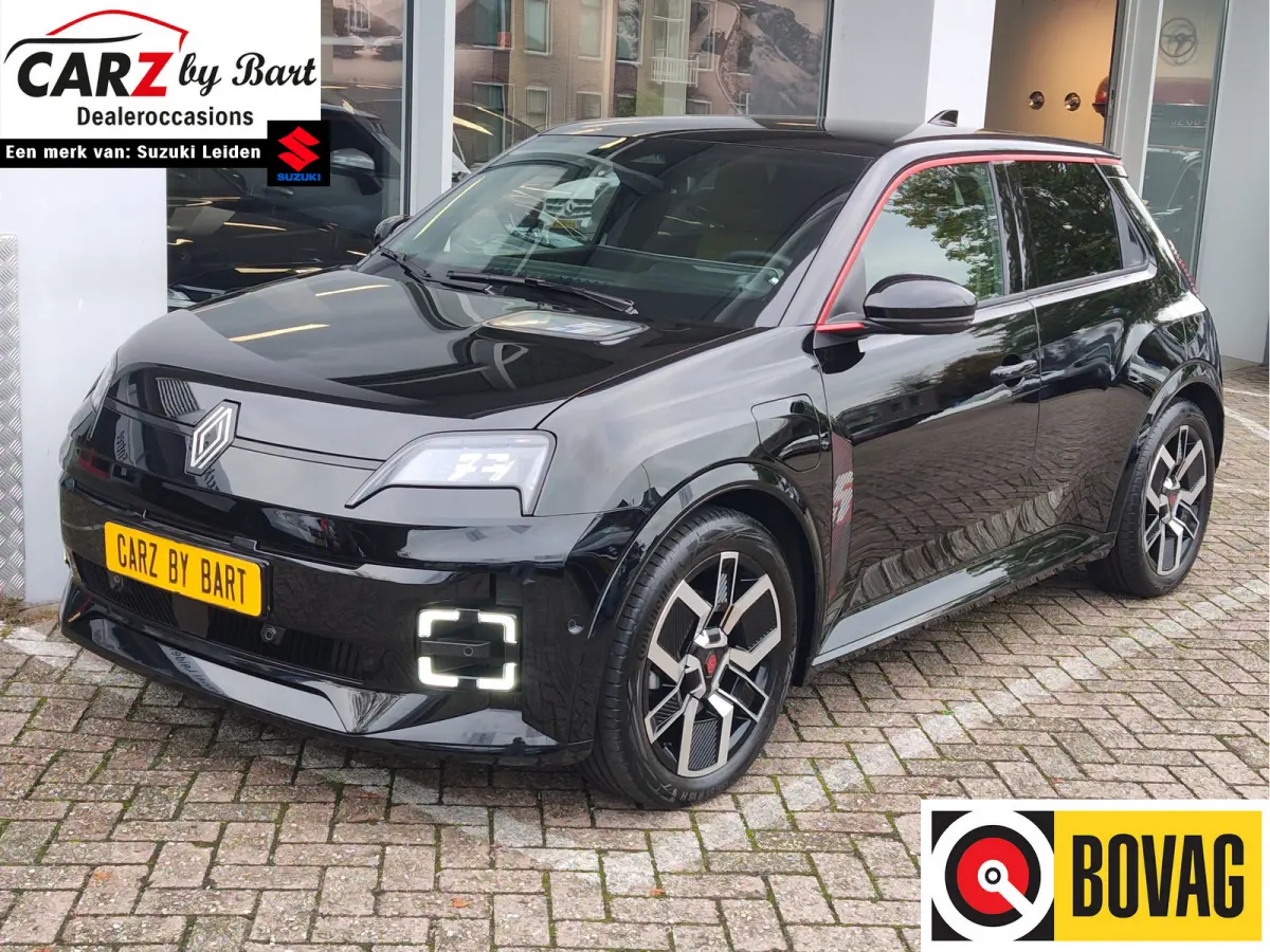 COMFORT RANGE ICONIC CINQ 52 kWh SoH 99,5% | Adaptive Cruise | Warmtepomp | Stuurverwarming