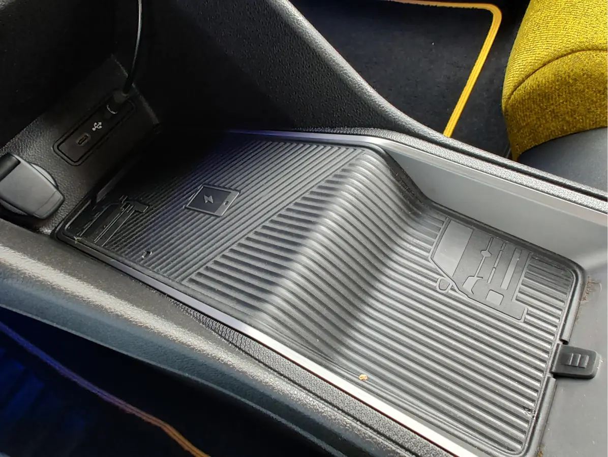 COMFORT RANGE ICONIC CINQ 52 kWh SoH 99,5% | Adaptive Cruise | Warmtepomp | Stuurverwarming