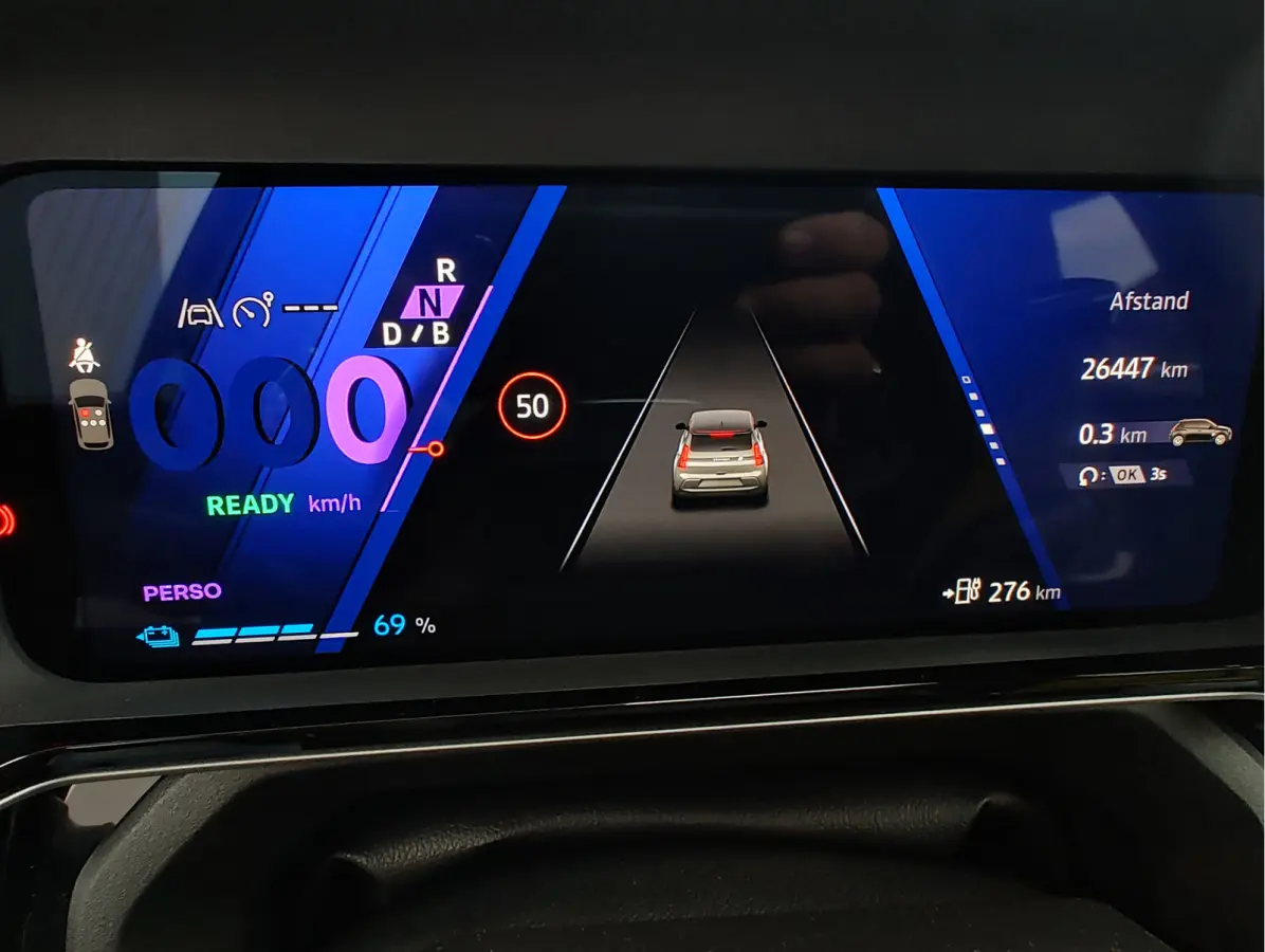 COMFORT RANGE ICONIC CINQ 52 kWh SoH 99,5% | Adaptive Cruise | Warmtepomp | Stuurverwarming