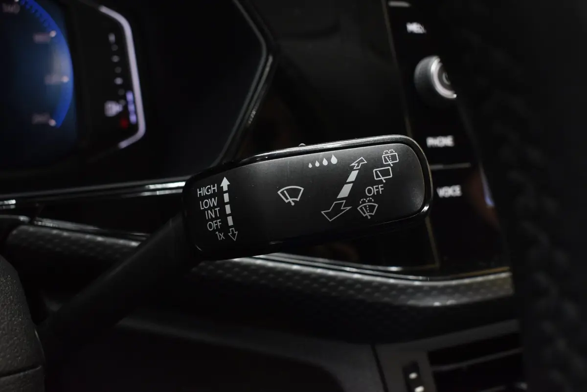 1.0 TSI Life 2e eig. NL-Auto R-Line Carplay ACC Led Virtual Navi Airco + Nwe APK