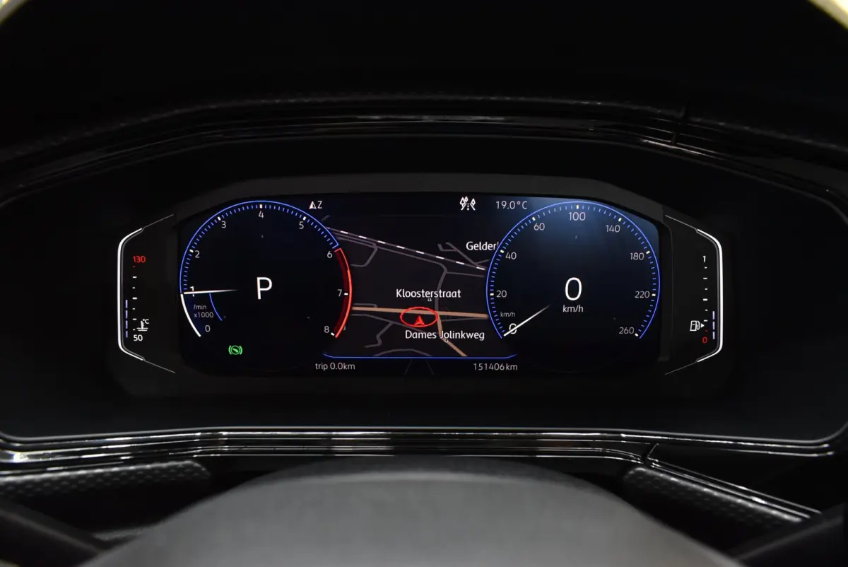 1.0 TSI Life 2e eig. NL-Auto R-Line Carplay ACC Led Virtual Navi Airco + Nwe APK
