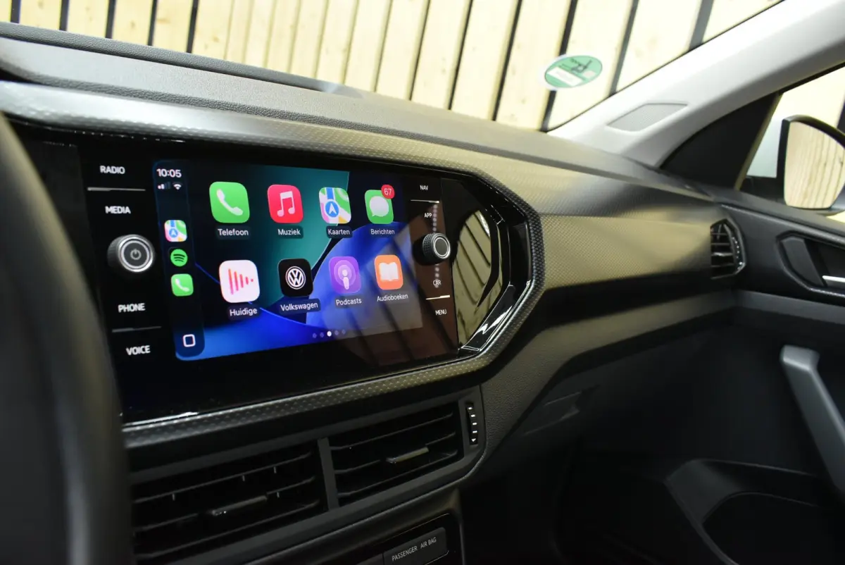 1.0 TSI Life 2e eig. NL-Auto R-Line Carplay ACC Led Virtual Navi Airco + Nwe APK