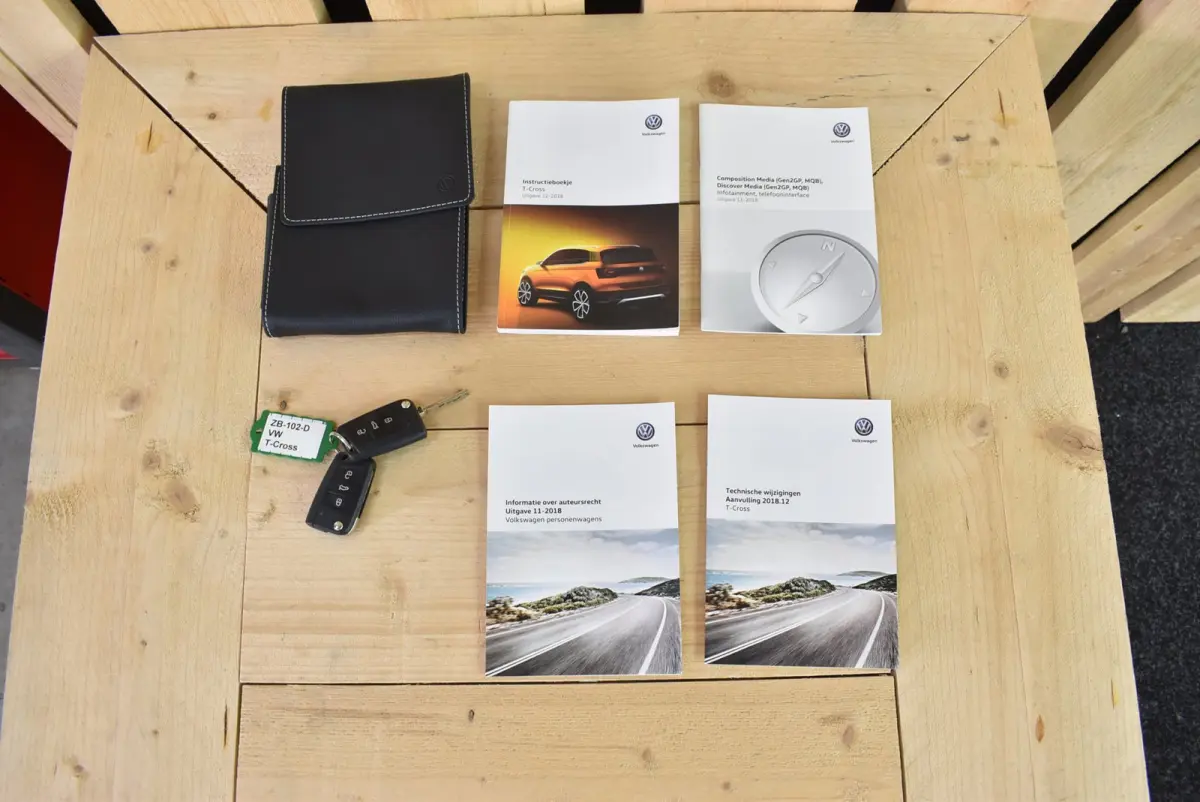 1.0 TSI Life 2e eig. NL-Auto R-Line Carplay ACC Led Virtual Navi Airco + Nwe APK