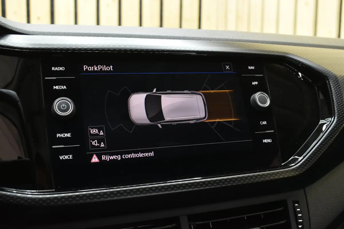 1.0 TSI Life 2e eig. NL-Auto R-Line Carplay ACC Led Virtual Navi Airco + Nwe APK
