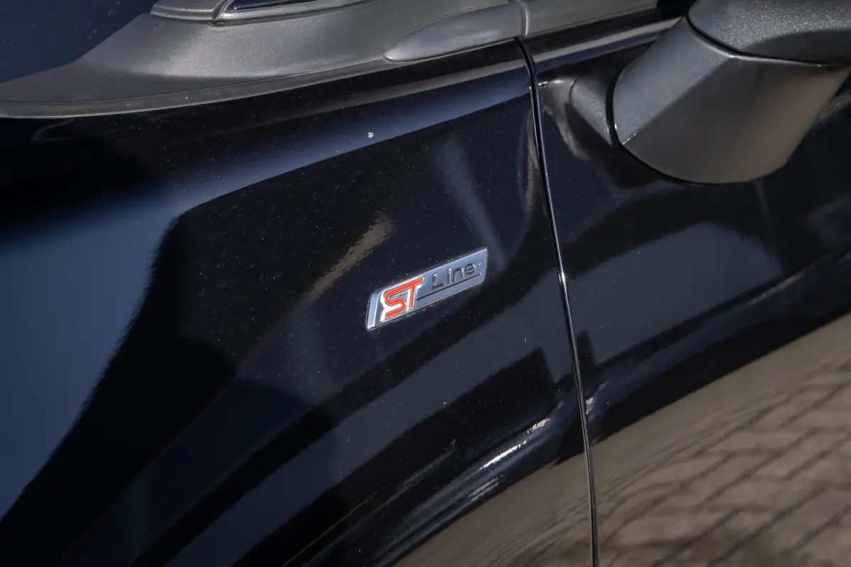 1.0 EcoBoost | ST-Line X | Panorama dak | 360 Camera | B&O | Stoel/Stuur/Vooruitverwarming | Elektrische achterklep | Adaptive Cruise | Achteruitrijcamera | Apple Carplay/Android Auto|telefo