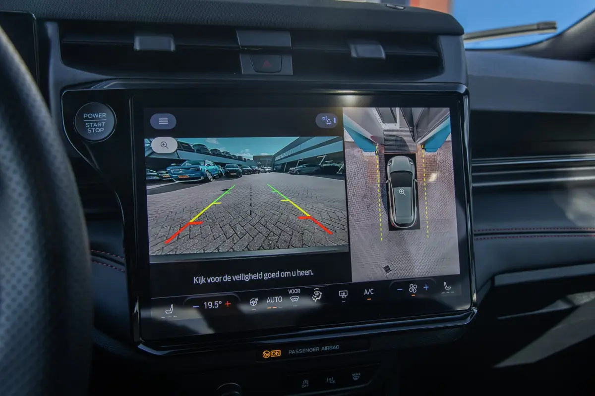 1.0 EcoBoost | ST-Line X | Panorama dak | 360 Camera | B&O | Stoel/Stuur/Vooruitverwarming | Elektrische achterklep | Adaptive Cruise | Achteruitrijcamera | Apple Carplay/Android Auto|telefo