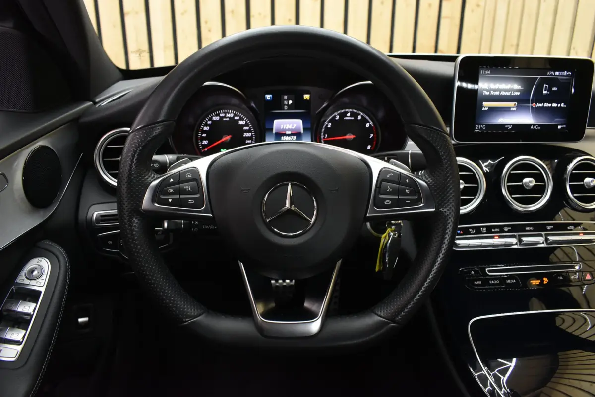 180 Business Solution AMG Plus Upgrade Edition Trekhaak 2e eig NL-auto LED Leer Clima Cruise Nwe APK