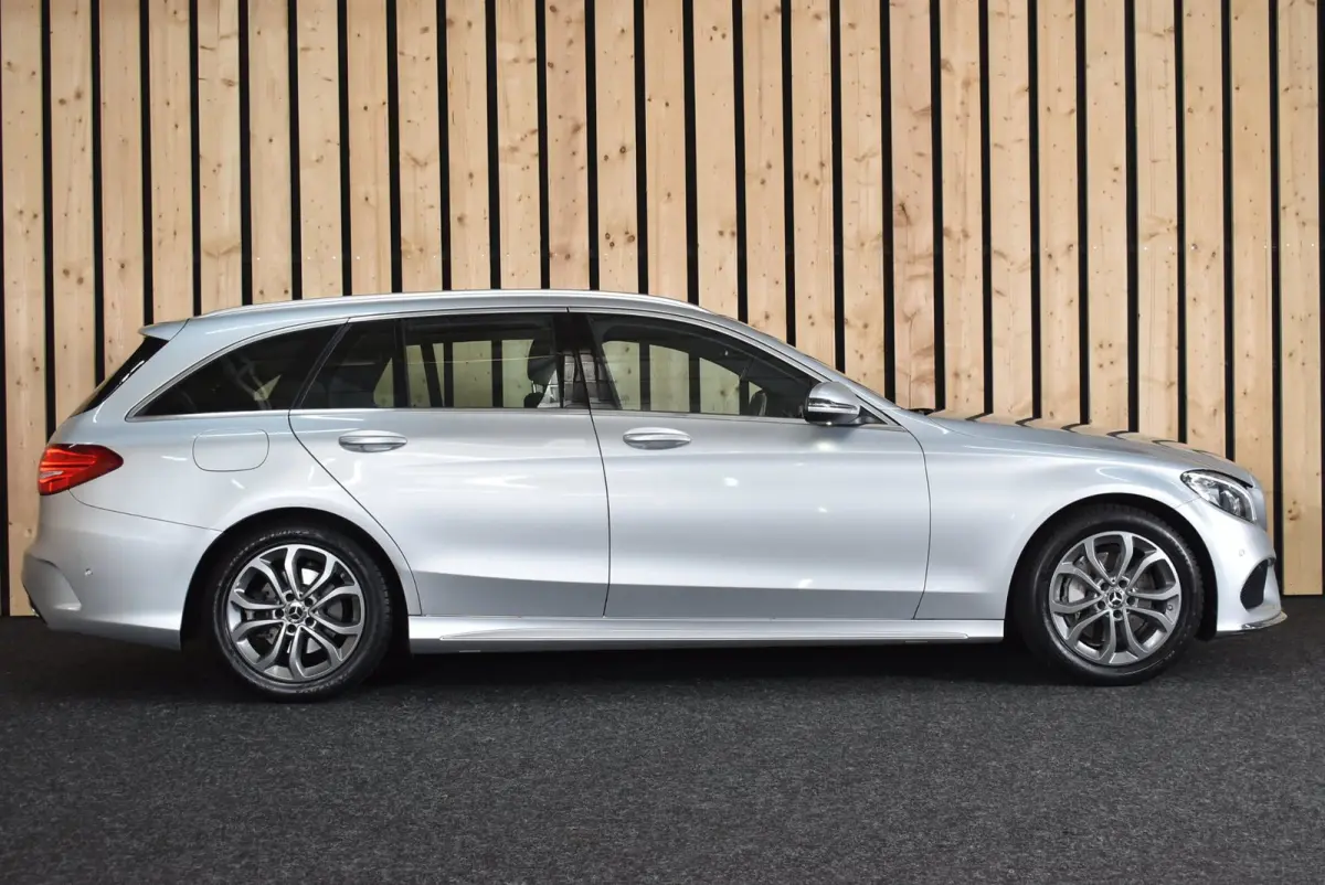 180 Business Solution AMG Plus Upgrade Edition Trekhaak 2e eig NL-auto LED Leer Clima Cruise Nwe APK