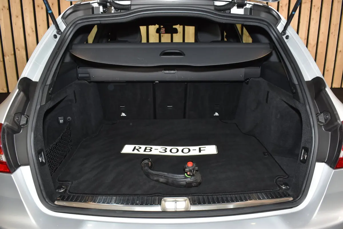 180 Business Solution AMG Plus Upgrade Edition Trekhaak 2e eig NL-auto LED Leer Clima Cruise Nwe APK