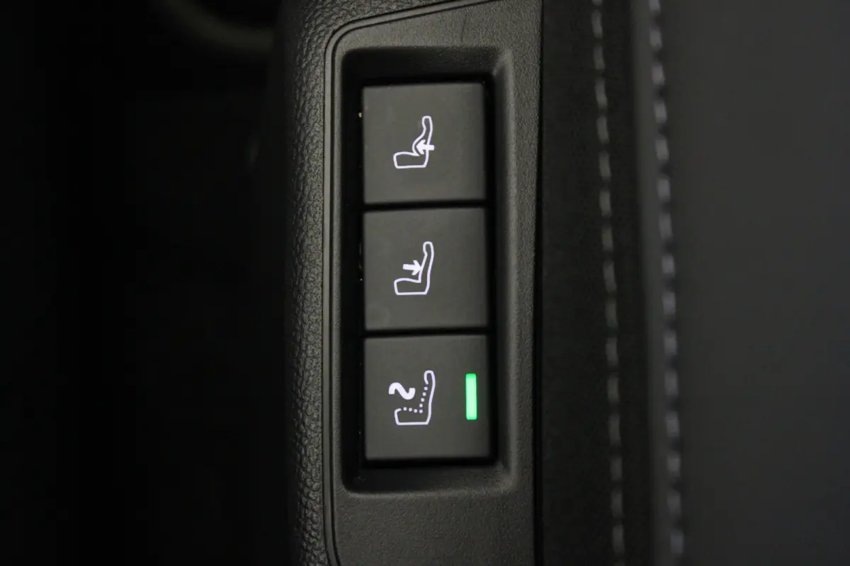 1.2 Hybrid 145 e-DCS6 GT |Stoelverw.|Massage|