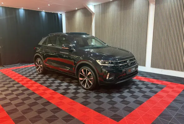 1.5 TSI R-Line Black Pack Edition 2025 /Pano/Camera/Keyless///