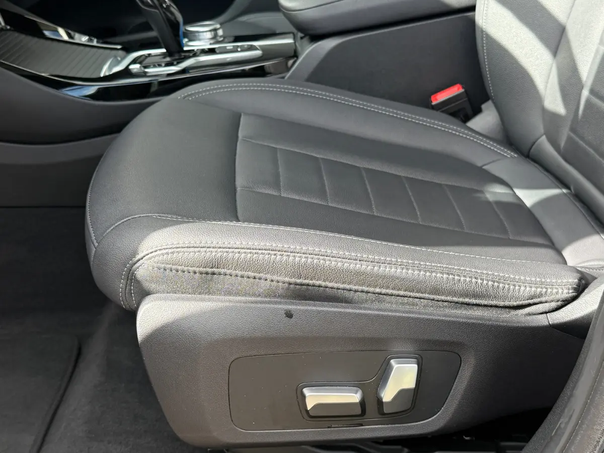 Executive 80 kWh SHADOW LINE 98% SOH PANO|LEDER|CARPLAY