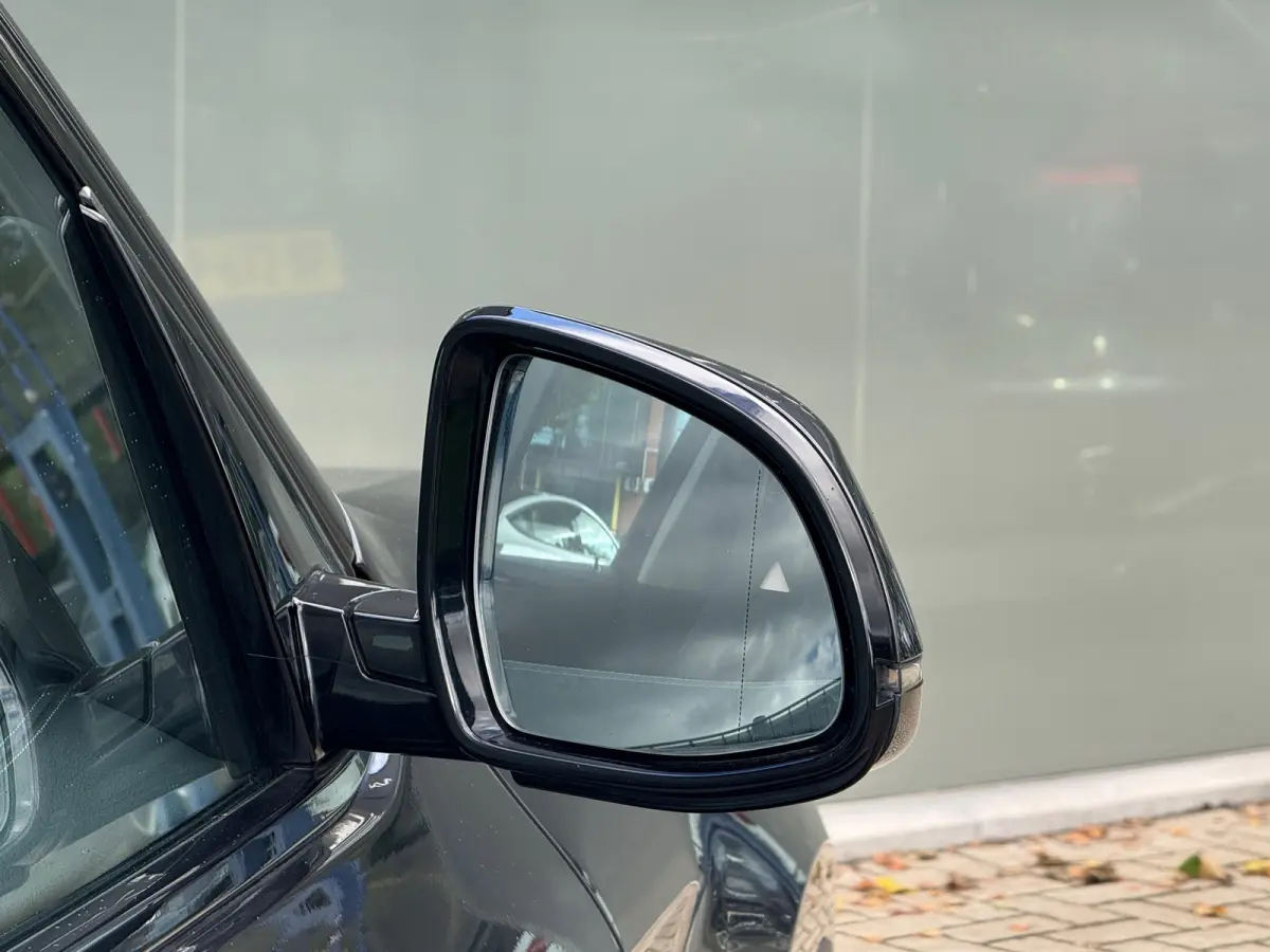 Executive 80 kWh SHADOW LINE 98% SOH PANO|LEDER|CARPLAY