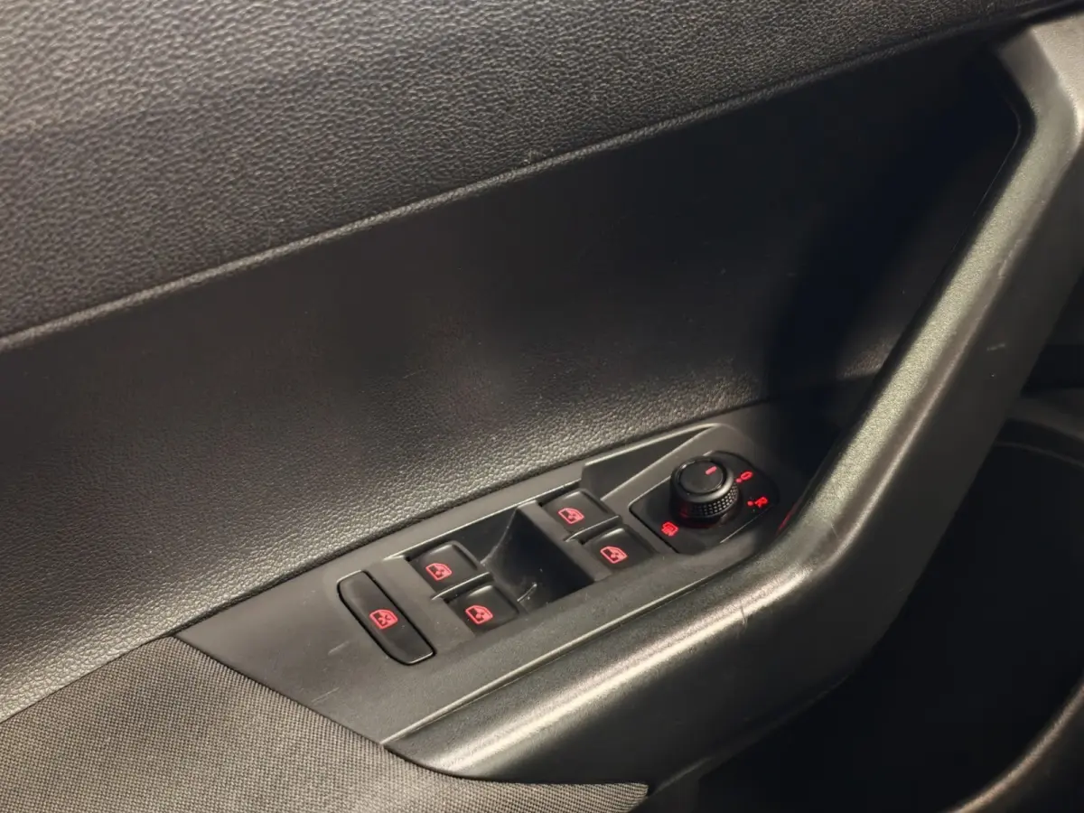 1.0 TSI Comfortline Executive-pakket Carplay Cruise Adaptief Allseason