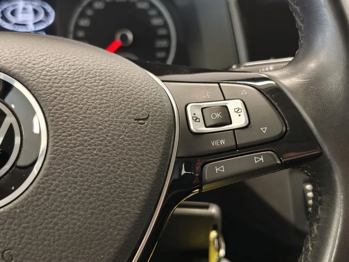 1.0 TSI Comfortline Executive-pakket Carplay Cruise Adaptief Allseason