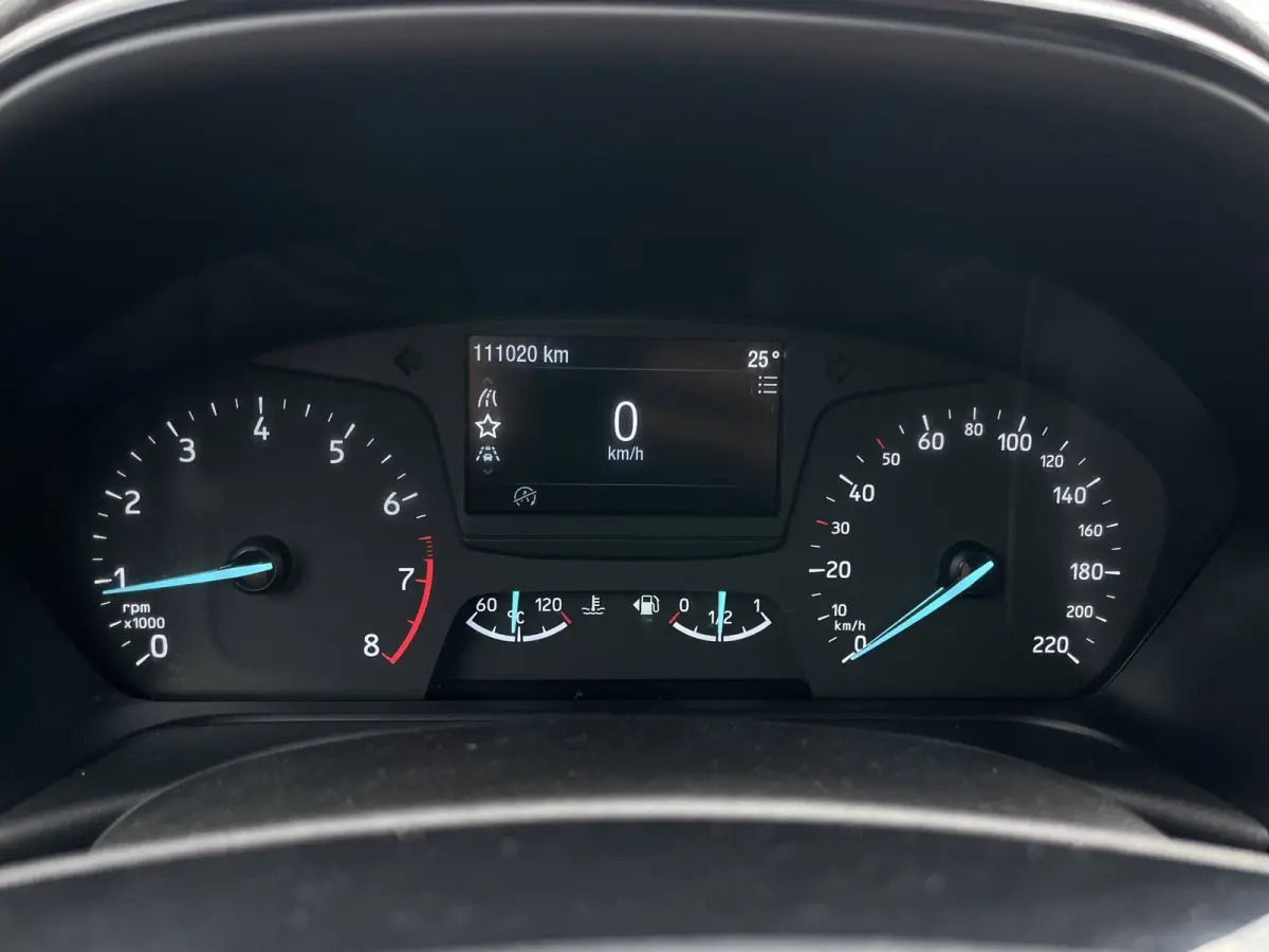 1.1 Trend | Carplay | Navi | PDC | Cruise Control |