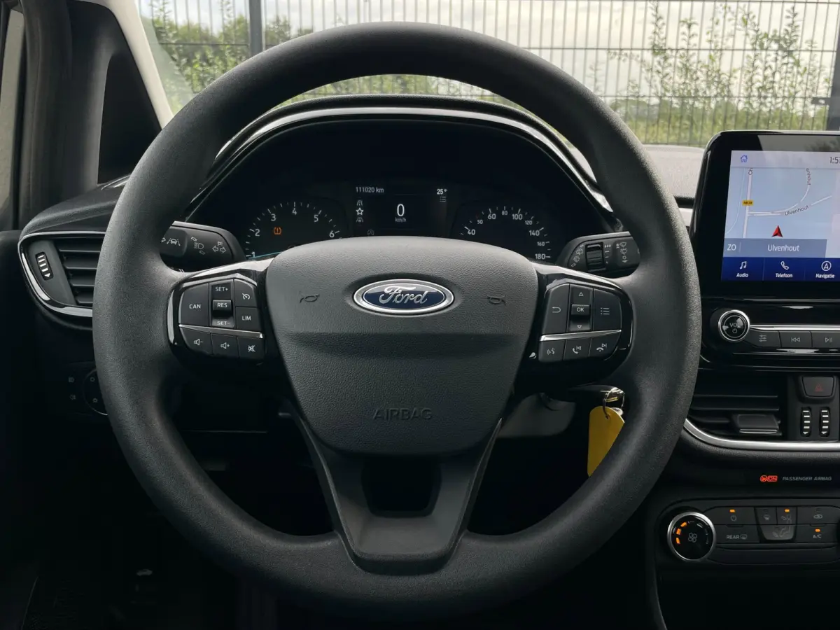 1.1 Trend | Carplay | Navi | PDC | Cruise Control |