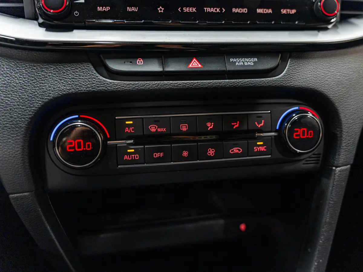 1.0 T-GDi DynamicPlusLine, Navi, Apple Carplay, Cruise, Bluetooth/Tel, PDC, Private Glas, Volledig Onderhouden