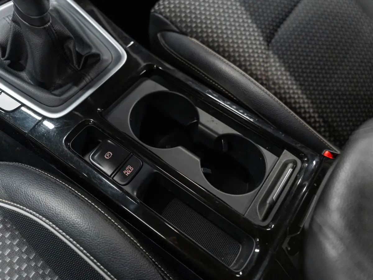 1.0 T-GDi DynamicPlusLine, Navi, Apple Carplay, Cruise, Bluetooth/Tel, PDC, Private Glas, Volledig Onderhouden
