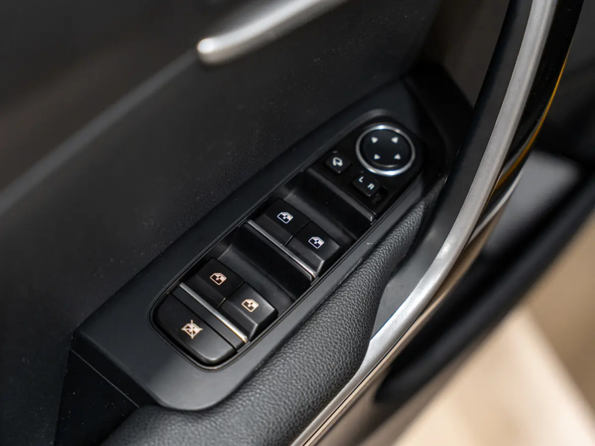 1.0 T-GDi DynamicPlusLine, Navi, Apple Carplay, Cruise, Bluetooth/Tel, PDC, Private Glas, Volledig Onderhouden