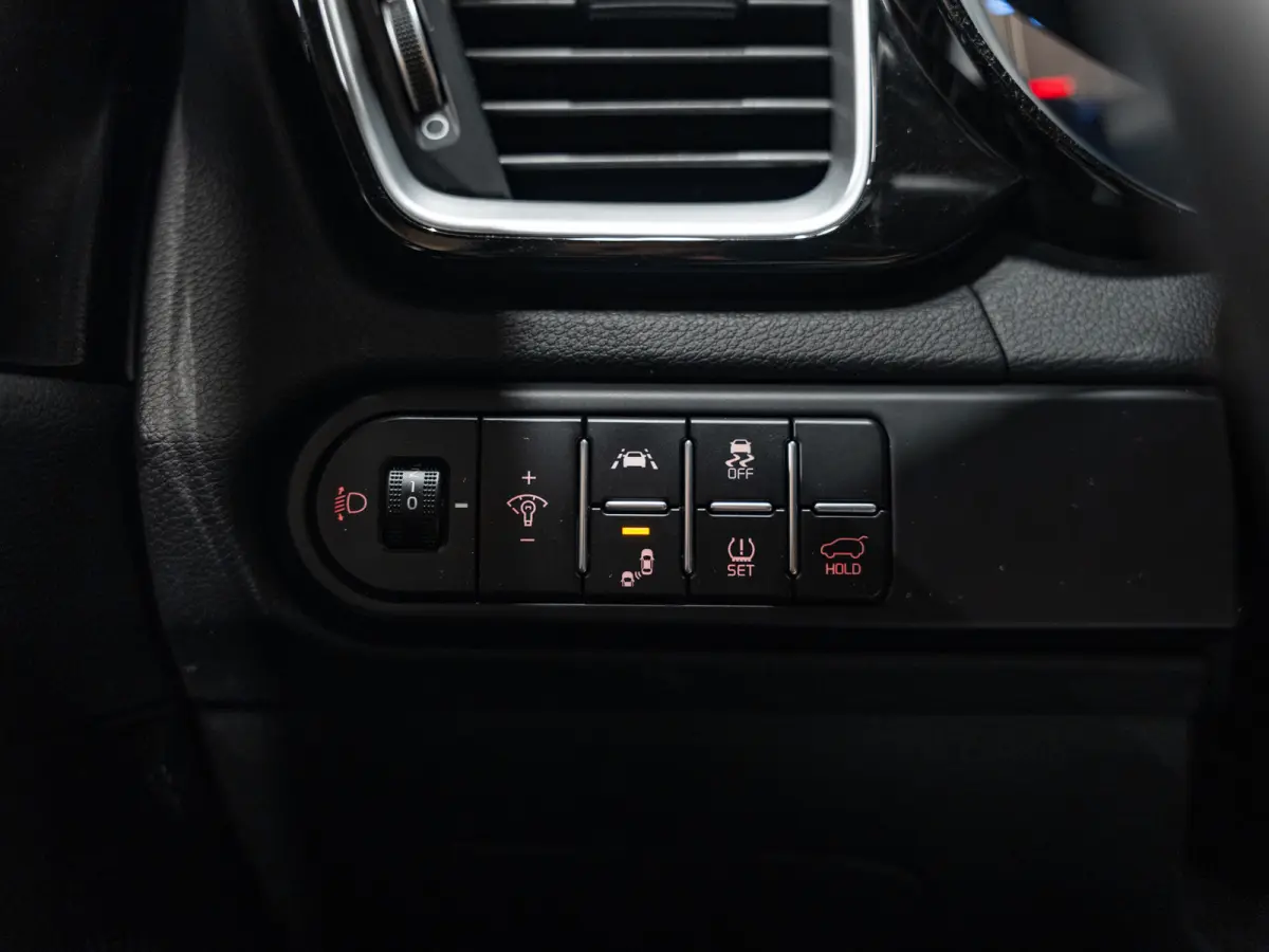 1.0 T-GDi DynamicPlusLine, Navi, Apple Carplay, Cruise, Bluetooth/Tel, PDC, Private Glas, Volledig Onderhouden