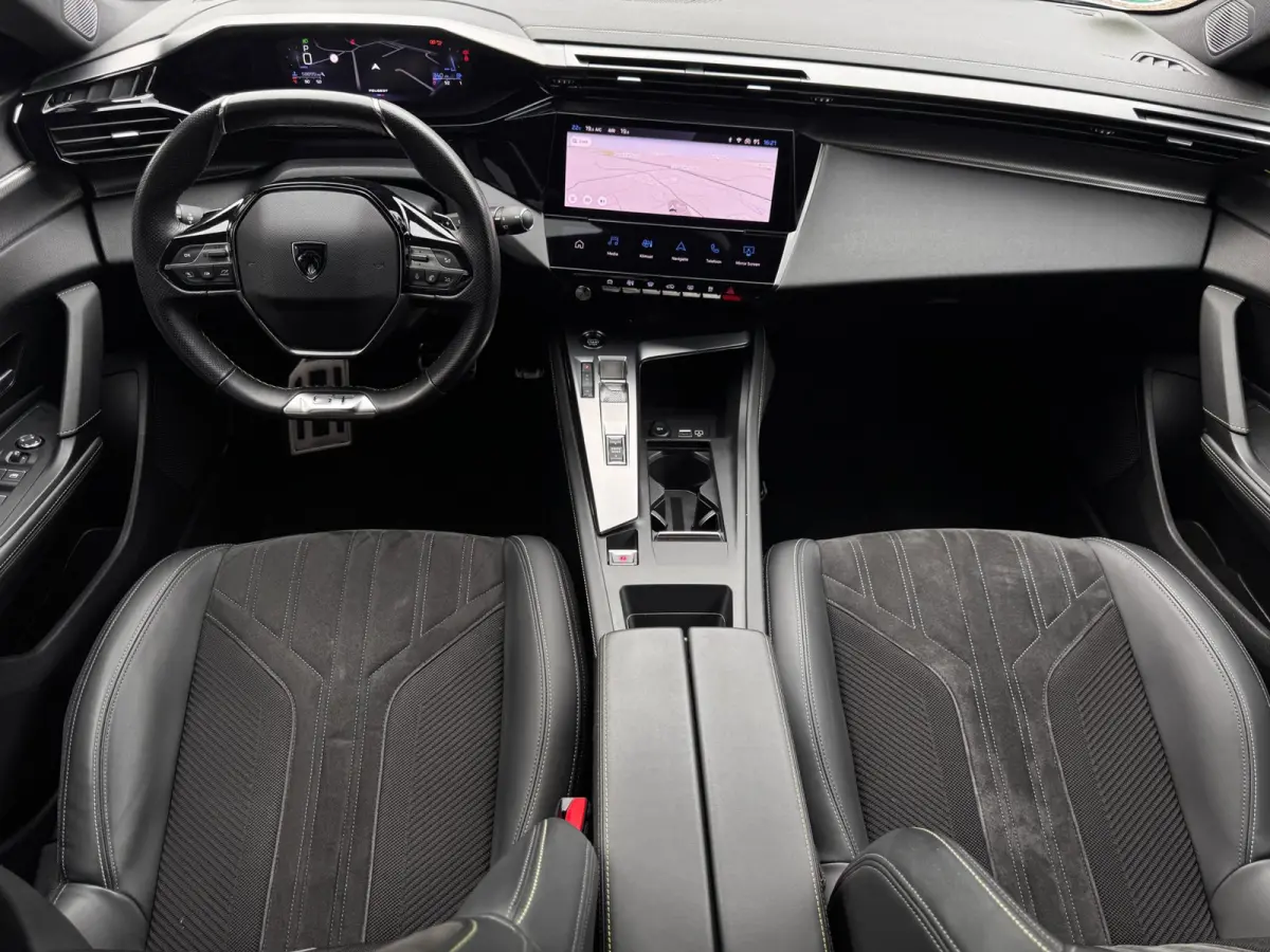 1.2 PureTech GT | NL-Auto | Camera | Matrix-LED | Leder-Alcantara | Virtual Cockpit | Navigatie